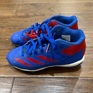 Adidas 3.5Y Kids' Baseball Cleats in Bold Blue and Red